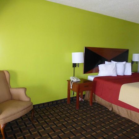 Coach Inn - Summerville Ngoại thất bức ảnh