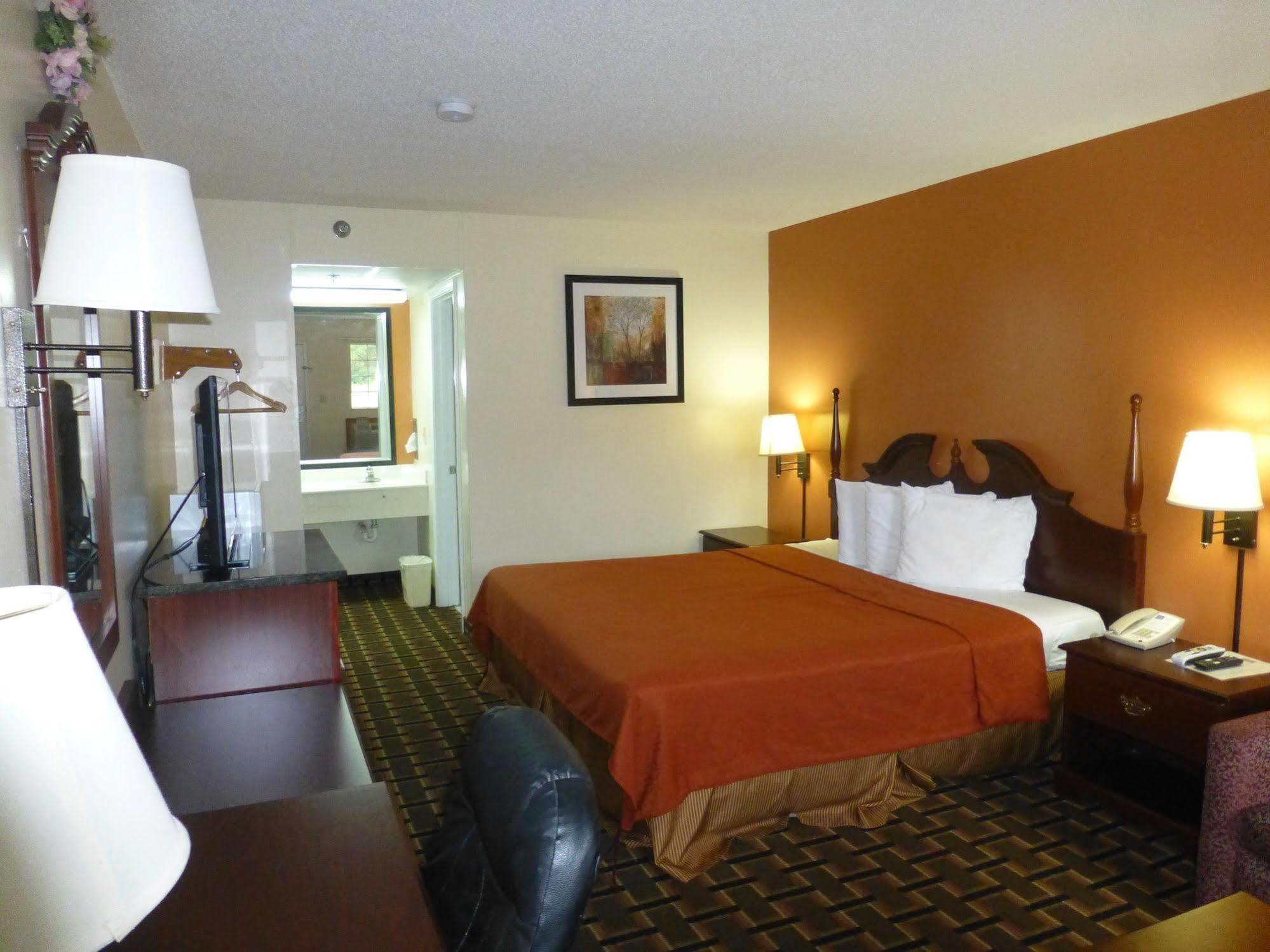 Coach Inn - Summerville Ngoại thất bức ảnh